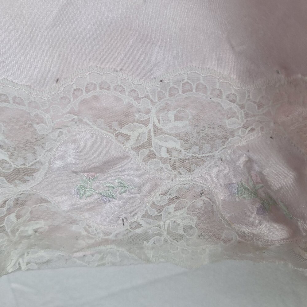 Vintage Etienne pink satin lace slip size medium - Picture 7 of 7
